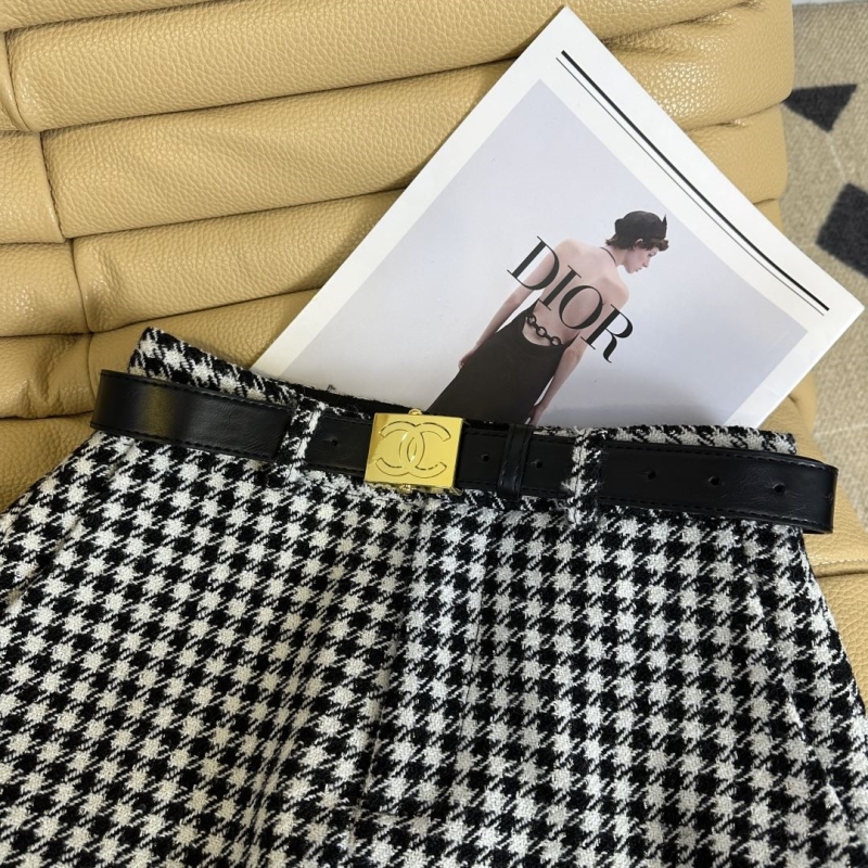 Ch**el pants